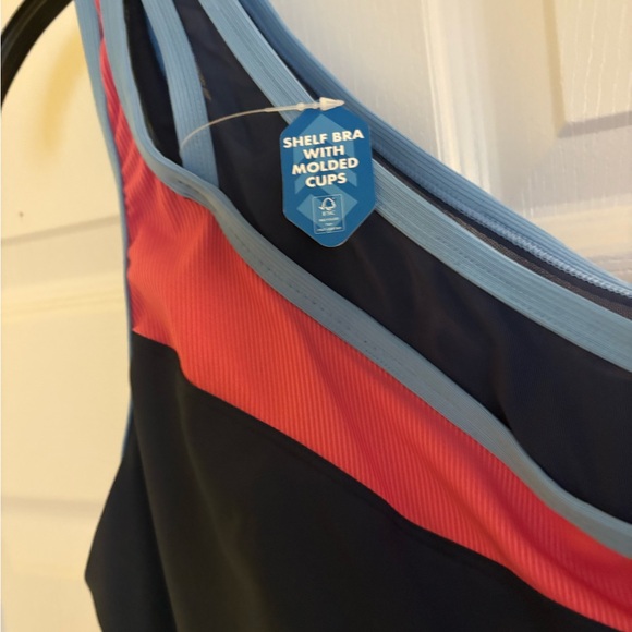 NWT Stylish Navy and Pink Tank Top one shoulder Swim suit and swim shorts - Picture 3 of 8